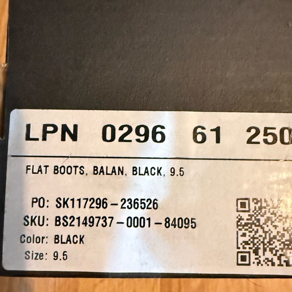 Black knee high heel combat boots - Picture 5 of 5